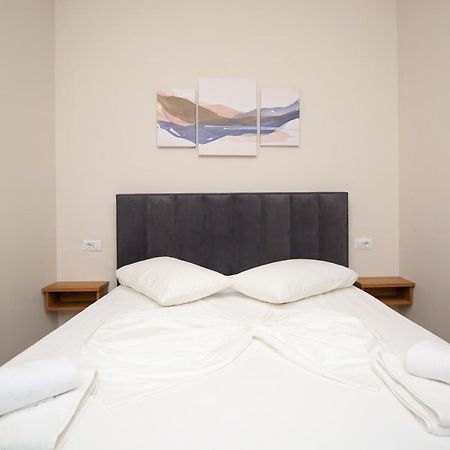 Hotel Amantia Orikum Zewnętrze zdjęcie