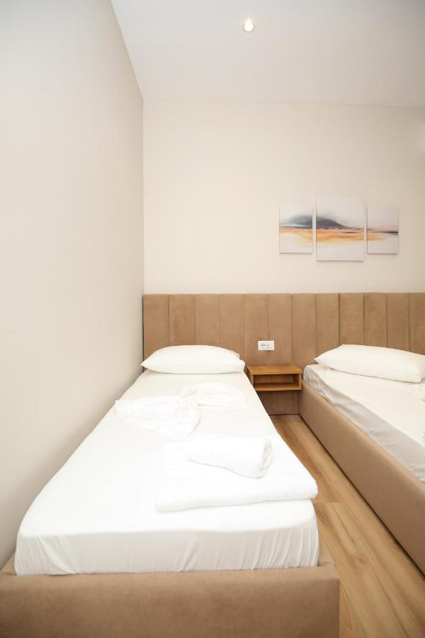 Hotel Amantia Orikum Zewnętrze zdjęcie